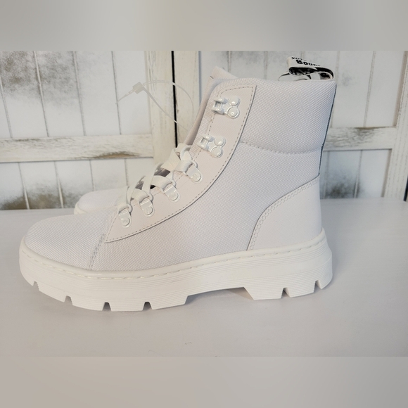 NWOB Dr. Martens Combs Platform Boot - White 10 - Picture 4 of 8